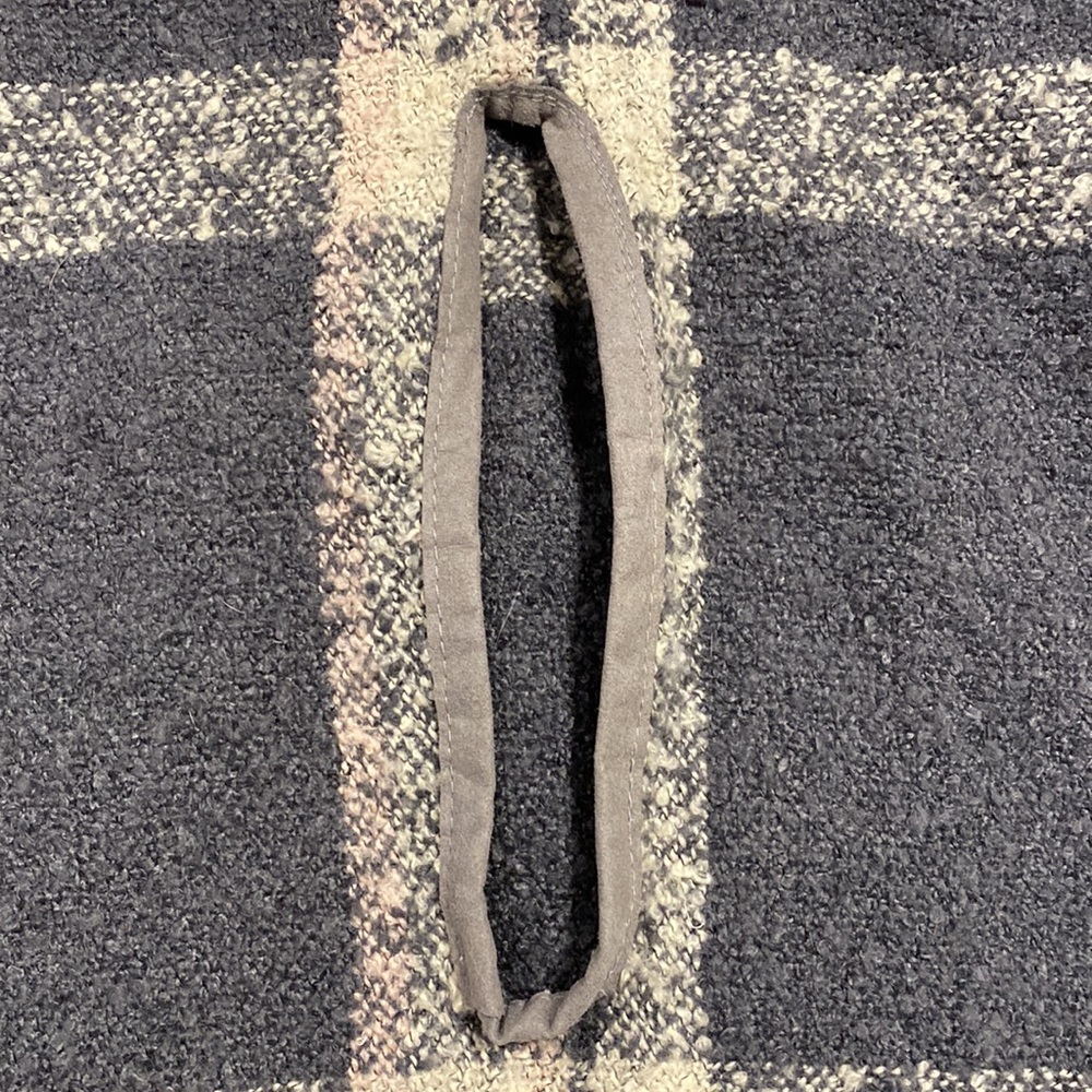 Gray Winter Wrap - Picture 5 of 6